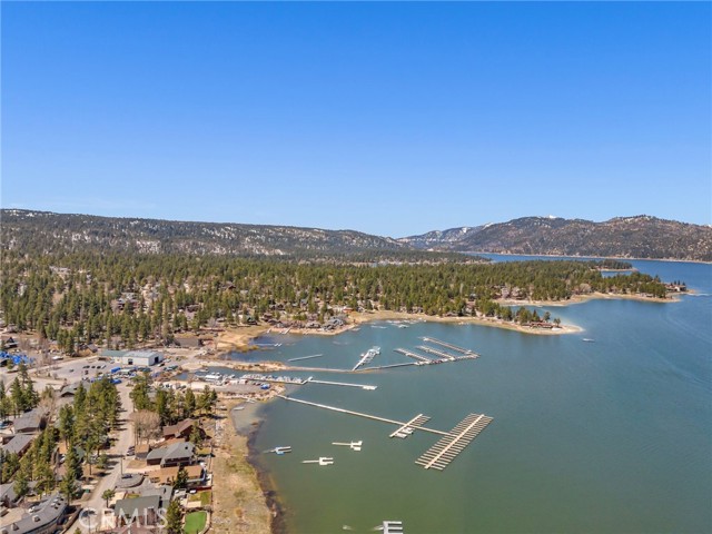 Detail Gallery Image 28 of 29 For 1124 W Country Club Bld, Big Bear City,  CA 92314 - 3 Beds | 2 Baths