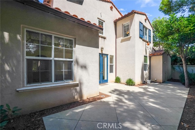 26 Reunion, Irvine CA: https://media.crmls.org/medias/bce325cf-8996-435c-aefe-aa9f2b1f38ce.jpg