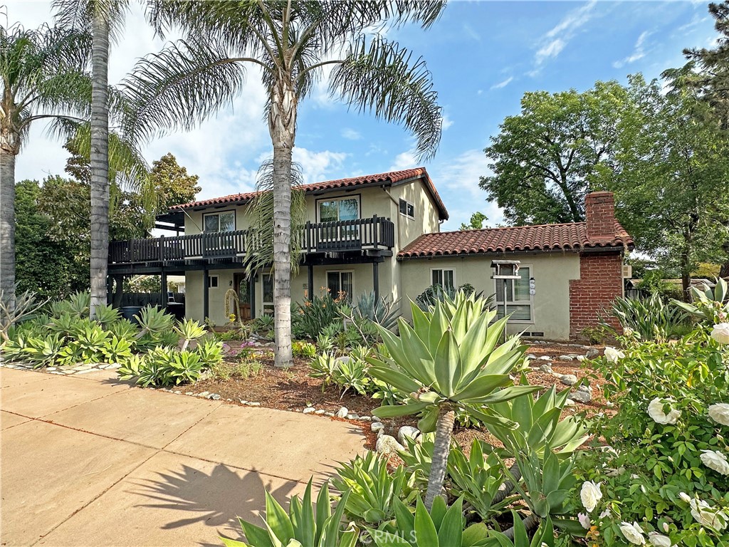 576 Blaisdell Drive, Claremont, CA 91711