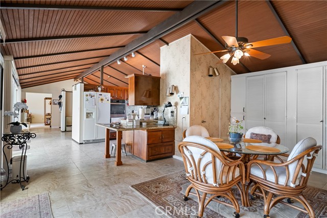 Detail Gallery Image 10 of 34 For 21166 E Rimpath Dr, Covina,  CA 91724 - 3 Beds | 2/1 Baths