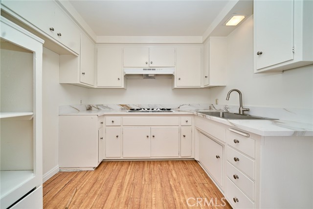 Detail Gallery Image 9 of 20 For 1639 218th #3,  Torrance,  CA 90501 - 2 Beds | 1 Baths