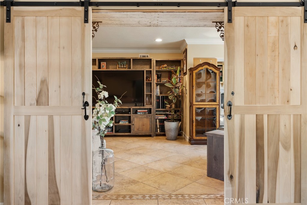 MLS #CV25201186 image #23