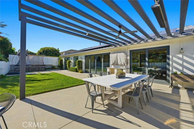 Detail Gallery Image 36 of 38 For 2848 Carob, Newport Beach,  CA 92660 - 5 Beds | 4/1 Baths