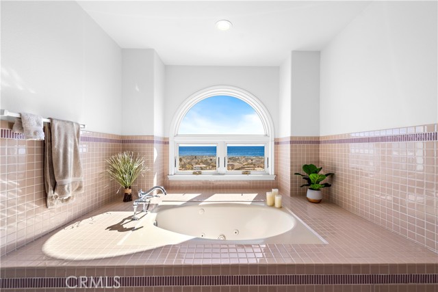 24432 Alta Vista Drive, Dana Point CA: https://media.crmls.org/medias/bce527af-36f0-4d32-b9c4-f4615cc78d1f.jpg