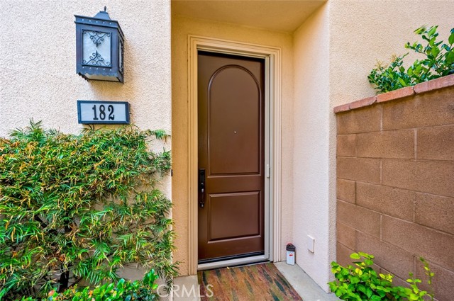 182 Firefly, Irvine CA: https://media.crmls.org/medias/bce5f5cd-f936-4c30-a473-26107619060c.jpg