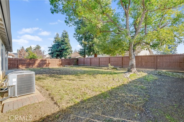 Detail Gallery Image 27 of 28 For 8590 N Sierra Vista, Fresno,  CA 93720 - 3 Beds | 2/1 Baths
