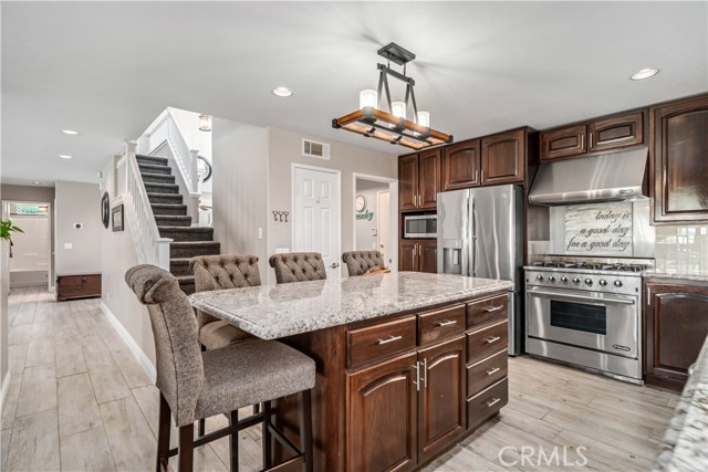 Detail Gallery Image 27 of 75 For 40755 via Tranqilo, Palmdale,  CA 93551 - 6 Beds | 3 Baths