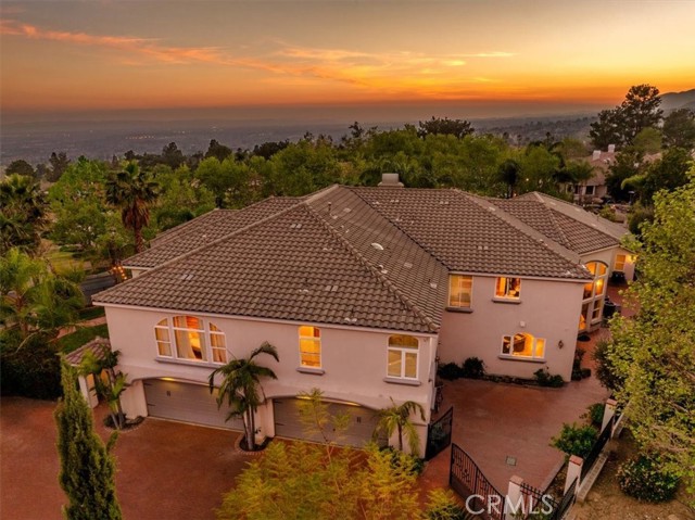 Detail Gallery Image 7 of 63 For 4972 Clover, Rancho Cucamonga,  CA 91737 - 6 Beds | 6/1 Baths