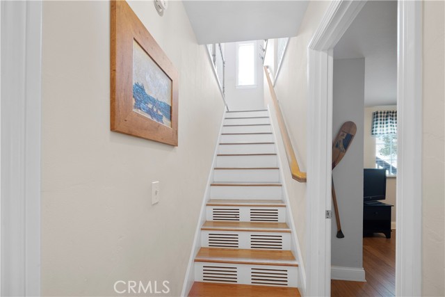 28833 Manitoba Drive, Lake Arrowhead CA: https://media.crmls.org/medias/bce9c19e-5316-4e3d-9ab7-51631716a445.jpg