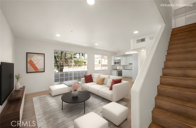 18347 Saticoy Street, Reseda CA: https://media.crmls.org/medias/bce9c914-8e90-4677-9cd0-e8bc77293838.jpg