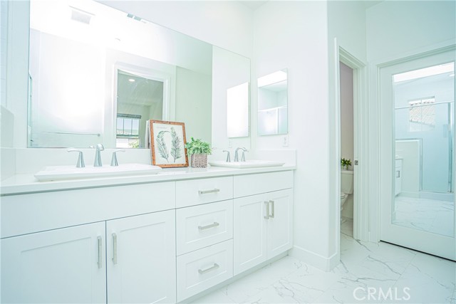 12060 Turnleaf Avenue, Whittier CA: https://media.crmls.org/medias/bcea9770-c635-4fab-99af-93c0592302b4.jpg