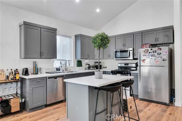 Image 3 of 10 For 6118 Ethel