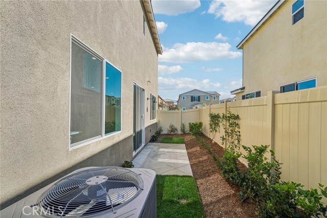 Detail Gallery Image 52 of 62 For 2071 Bergamot St, Redlands,  CA 92374 - 3 Beds | 2/1 Baths