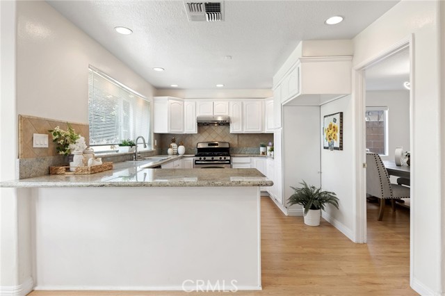 Image 13 of 50 For 5613 Charlotte Avenue