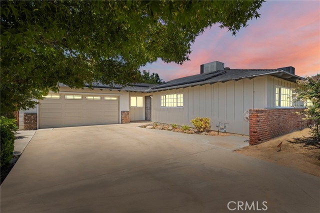 Detail Gallery Image 1 of 1 For 4309 Skye Dr, Bakersfield,  CA 93308 - 4 Beds | 2 Baths