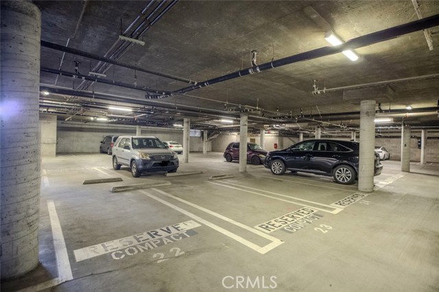 100 S Alameda Street, Los Angeles CA: https://media.crmls.org/medias/bcecc493-0432-4741-bbb0-d93138f41b75.jpg