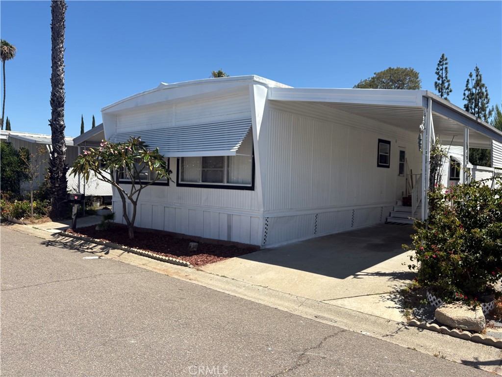 2300 Valley Parkway - photo 2