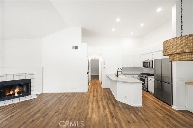 Detail Gallery Image 8 of 36 For 24361 Conejo #5,  Laguna Hills,  CA 92656 - 2 Beds | 1 Baths