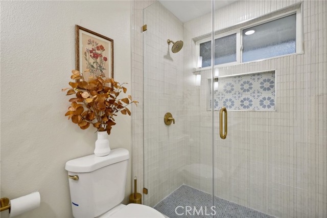 Detail Gallery Image 34 of 66 For 10201 Beverly Dr, Huntington Beach,  CA 92646 - 5 Beds | 2/1 Baths