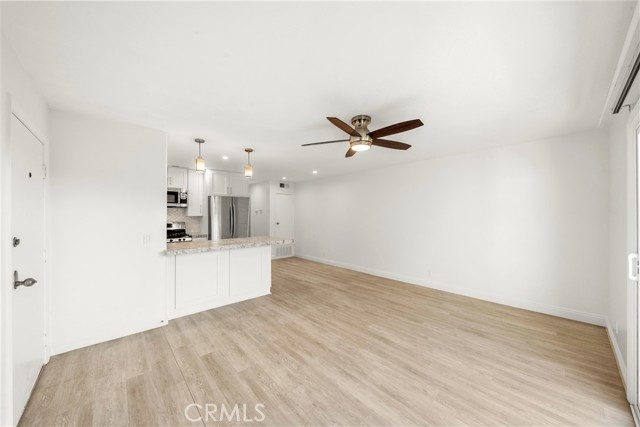 Detail Gallery Image 18 of 26 For 352 Y Place #B,  Laguna Beach,  CA 92651 - 2 Beds | 1/1 Baths