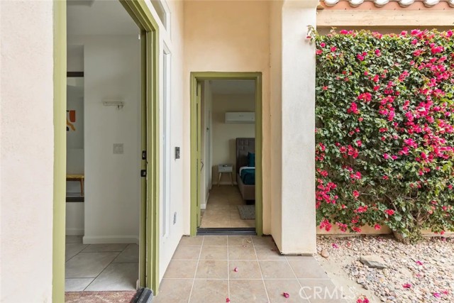 50157 Calle Tolosa, Coachella CA: https://media.crmls.org/medias/bceda276-101c-4e7f-96a5-5336bdc21c14.jpg