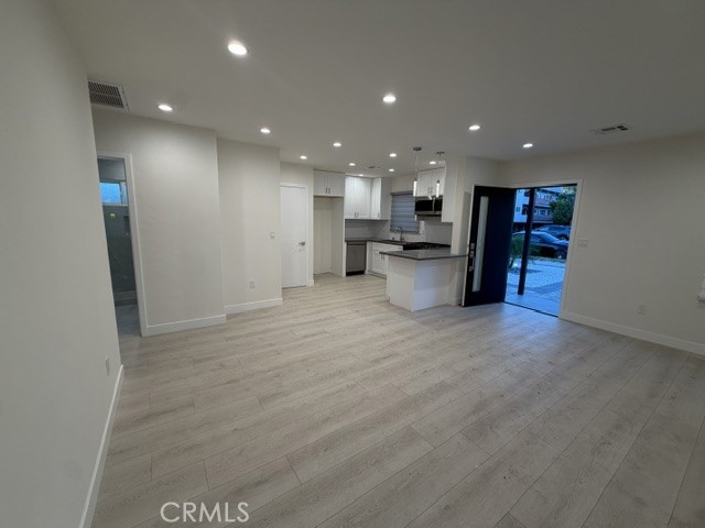 1454 East Wilson photo 9