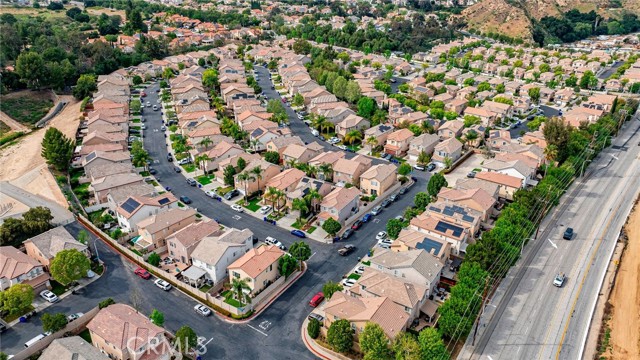 Detail Gallery Image 18 of 21 For 27635 Elkwood Ln, Castaic,  CA 91384 - 4 Beds | 2/1 Baths