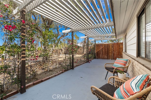 2200 N Carillo Road, Palm Springs CA: https://media.crmls.org/medias/bcef00b6-5aa4-4d8f-870a-e93949cbd1e6.jpg