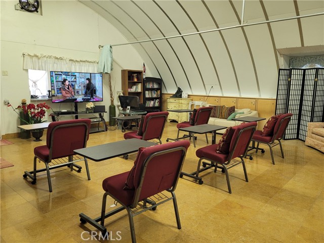 70265 Aurora Road, Desert Hot Springs CA: https://media.crmls.org/medias/bcef6f91-85b3-483d-b47a-c2d092fa26de.jpg