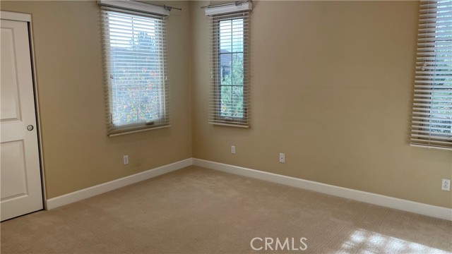 Detail Gallery Image 13 of 19 For 71 Honeyflower, Irvine,  CA 92620 - 5 Beds | 3/1 Baths