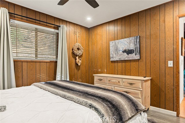 Detail Gallery Image 13 of 46 For 999 Mercury Way, Crestline,  CA 92325 - 4 Beds | 3/1 Baths