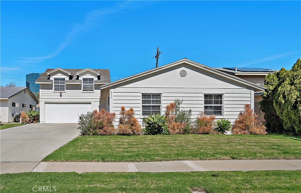 MLS #OC26139737 image #1