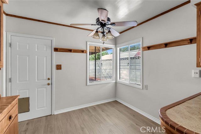 Detail Gallery Image 8 of 29 For 5943 Grand Ave, Riverside,  CA 92504 - 2 Beds | 2 Baths