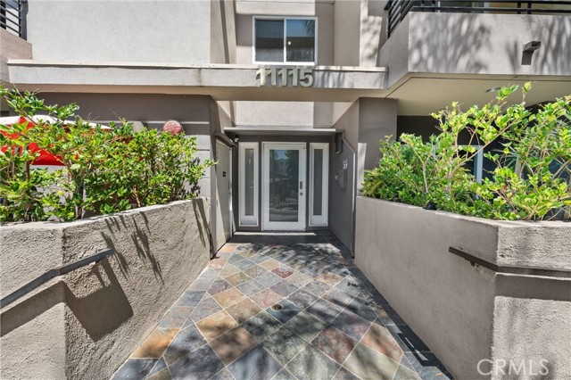 Detail Gallery Image 19 of 19 For 11115 Acama St #305,  Studio City,  CA 91602 - 3 Beds | 2/1 Baths
