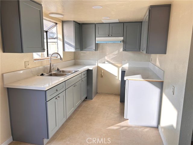 Detail Gallery Image 3 of 8 For 3810 W Valencia #D,  Fullerton,  CA 92833 - 2 Beds | 1/1 Baths