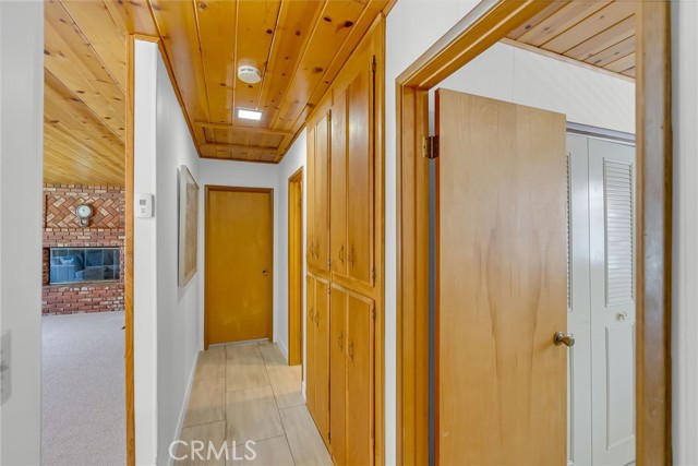 Detail Gallery Image 15 of 32 For 461 N Shore Dr, Big Bear City,  CA 92314 - 3 Beds | 2 Baths