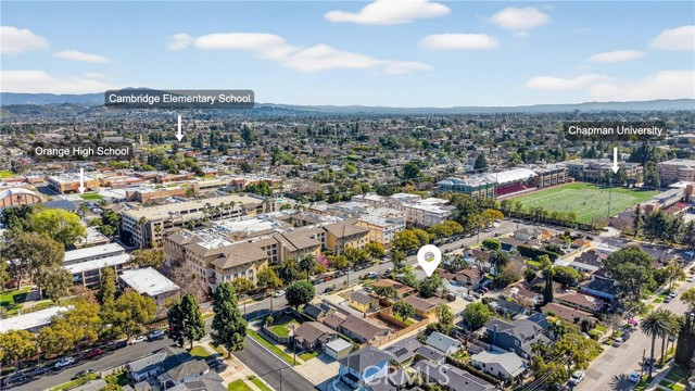 Detail Gallery Image 11 of 16 For 560 N Grand, Orange,  CA 92867 - 5 Beds | 2 Baths