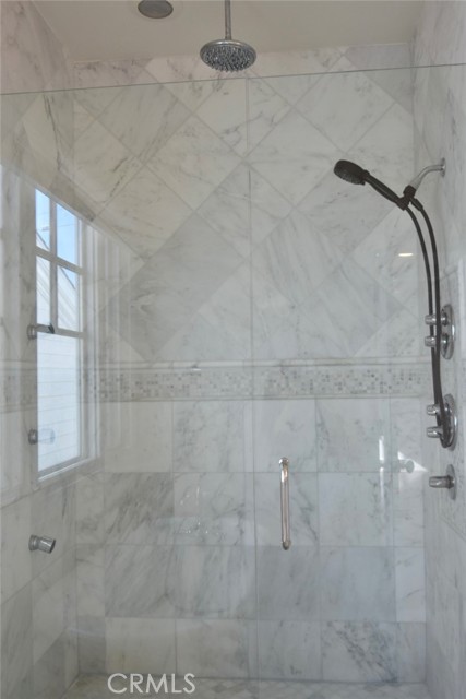 Detail Gallery Image 17 of 40 For 2521 2nd, Corona Del Mar,  CA 92625 - 3 Beds | 3 Baths