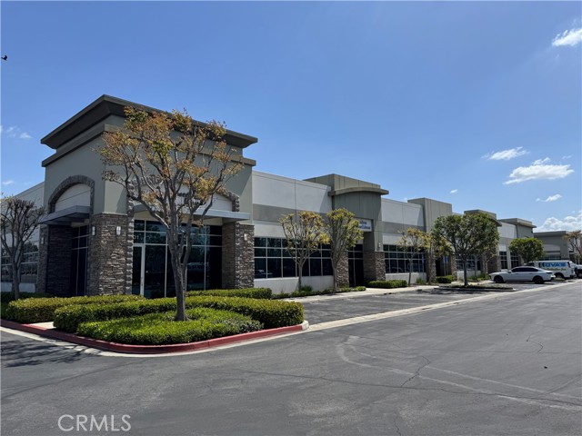1115 S Grove Avenue, Ontario, California 91761, ,Commercial Lease,For Rent,1115 S Grove Avenue,CRTR25046526