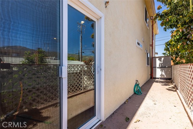 Detail Gallery Image 22 of 23 For 1015 E Spazier Ave #105,  Burbank,  CA 91502 - 2 Beds | 2 Baths