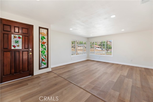 5430 Avenue Juan Bautista, Jurupa Valley CA: https://media.crmls.org/medias/bcf46f07-1949-4568-946d-1772091be4f0.jpg