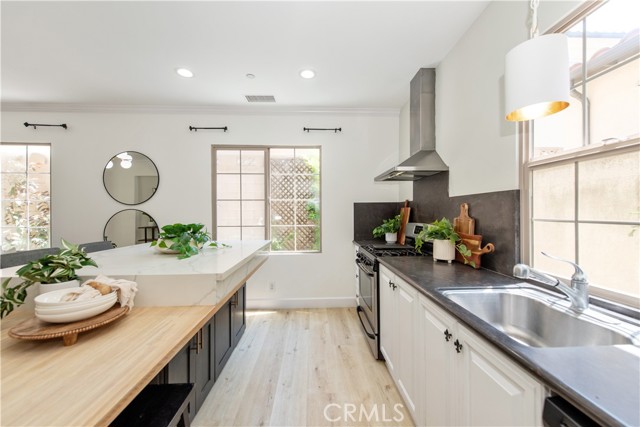 Detail Gallery Image 8 of 44 For 7 Nature, Irvine,  CA 92620 - 3 Beds | 2/1 Baths