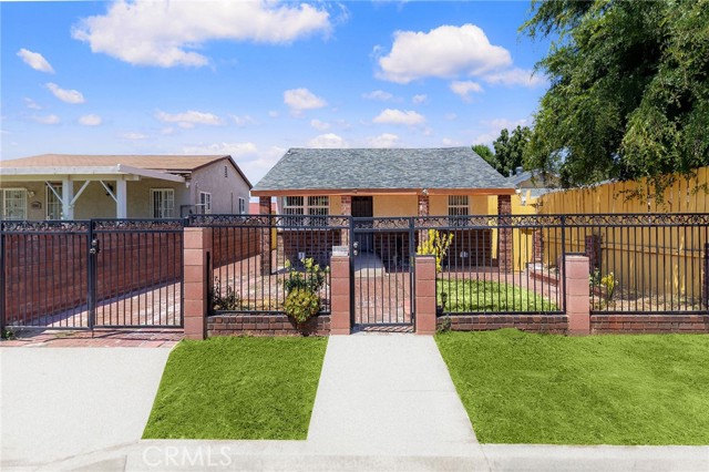 Detail Gallery Image 1 of 13 For 4752 Fairway Bld, Chino Hills,  CA 91709 - 2 Beds | 1 Baths