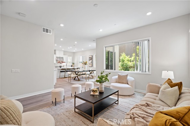 145 Denali, Lake Forest CA: https://media.crmls.org/medias/bcf52787-4ceb-403a-8b66-47d024a21f98.jpg