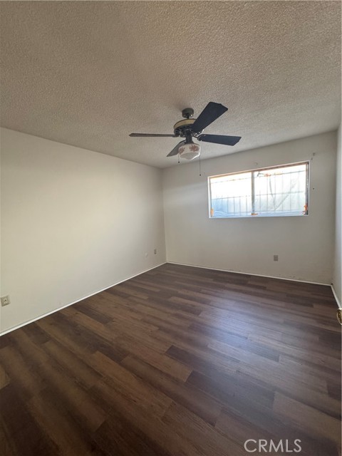 Detail Gallery Image 6 of 17 For 529 531 Sydney Dr, East Los Angeles,  CA 90022 - 5 Beds | 2 Baths