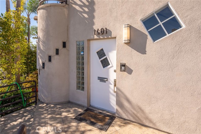 1401 Manhattan Ave, Hermosa Beach, California 90254, 4 Bedrooms Bedrooms, ,2 BathroomsBathrooms,Residential,Sold,Manhattan Ave,SB22023930