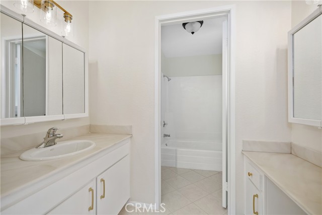 25702 Nugget, Lake Forest CA: https://media.crmls.org/medias/bcf77929-2084-49b4-b8b5-f06118013789.jpg