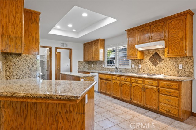 631 Faversham Way, Bakersfield CA: https://media.crmls.org/medias/bcf820db-29a8-4fdb-884e-299e39a0cde9.jpg
