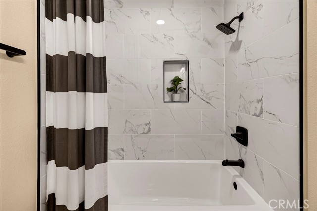 Detail Gallery Image 31 of 48 For 1623 Diamond, Chico,  CA 95928 - 3 Beds | 2 Baths