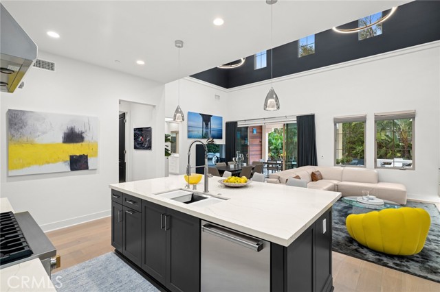 Detail Gallery Image 6 of 23 For 109 Whisper Rock, Irvine,  CA 92602 - 4 Beds | 4 Baths